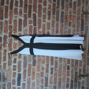 NWT Jonathan Martin Gorgeous Cream‎ and Black Size 6 Dress